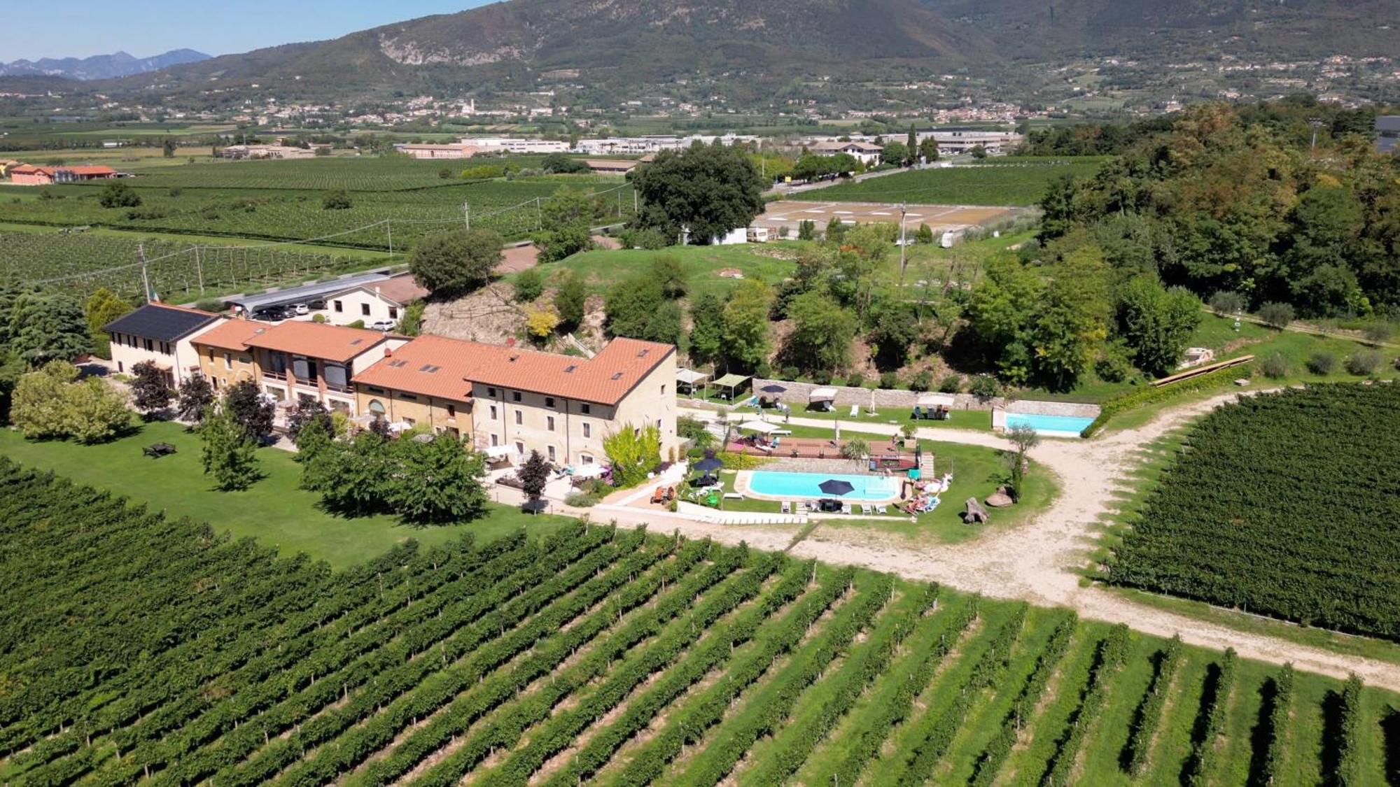 Agriturismo Corte Patrizia Caprino Veronese Exterior foto